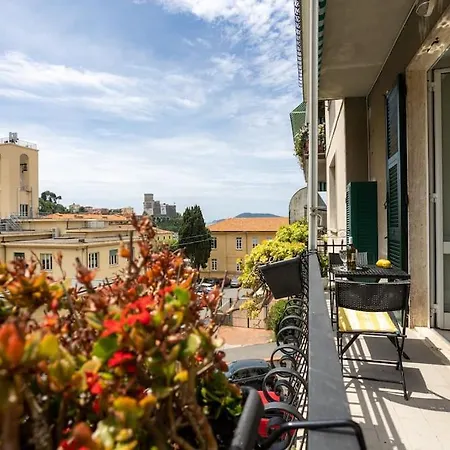 La Perla - In Centro A Con Garage ليريسي