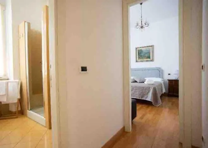 5 Terre, Lerici: La Perla, A 2 Passi Dal Mare Lerici