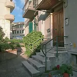 La Perla Del Golfo Apartmán *