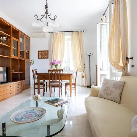 Appartamento La Perla - In Centro A Con Garage *